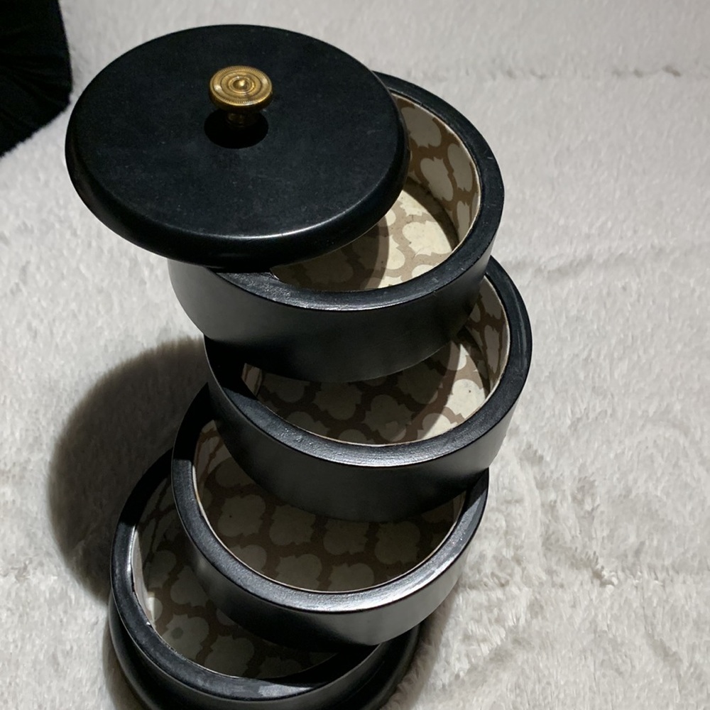 Jewelry case